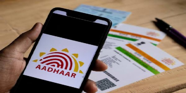 Government allows voluntary Aadhaar authentication for IBPS candidate verification