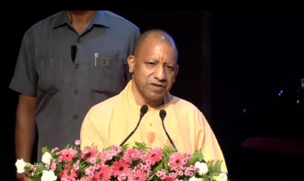 Addressing a program organized at Lok Bhawan on MSME Day, Chief Minister Yogi Addressing a program organized at Lok Bhawan on MSME Day, Chief Minister Yogi