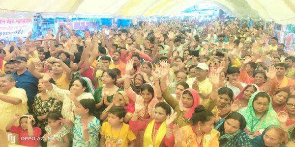 Lord Jagannath adorned with gold attire, 56 dishes offered as prasad