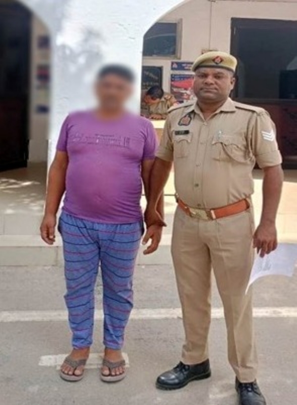 Azim who fired at police team arrested in Moradabad