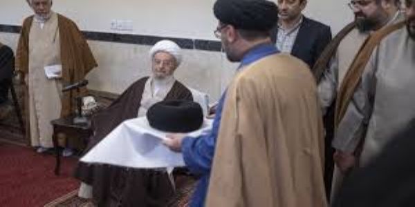 Grand Ayatollah Naser Makarem Shirazi labels Trump and Netanyahu as enemies of God in fatwa