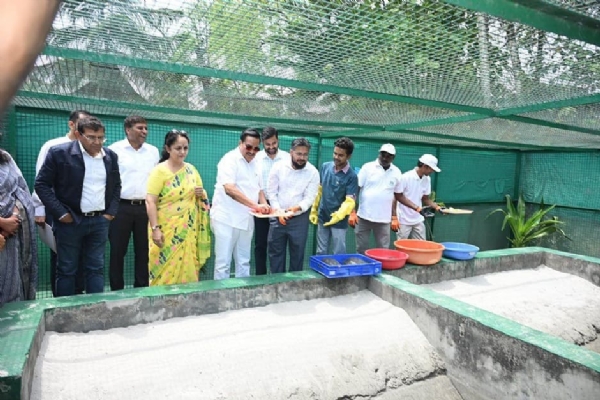 Jal Shakti Minister CR Patil participated enthusiastically