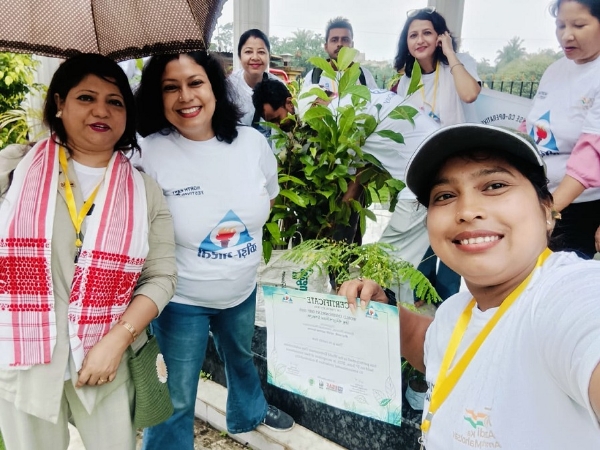विश्व पर्यावरण दिवस पर क्रीड़ा भारती द्वारा साइकिल राइड, प्लॉगिंग और वृक्षारोपण कार्यक्रम की तस्वीर।