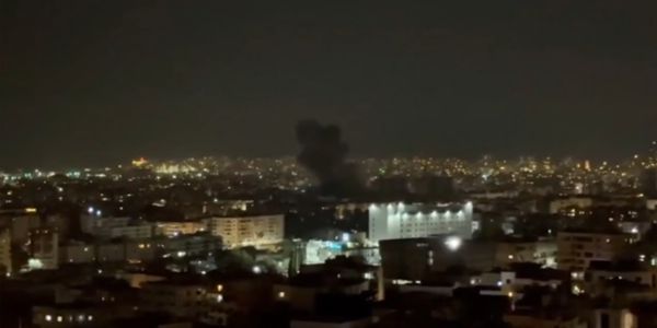 Israel attacks suburbs of Beirut