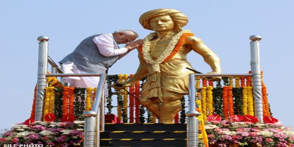 PM Modi pays tribute to Lord Birsa Munda
