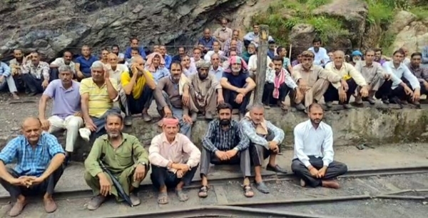 Coal mine workers protest in Kalakote’s Mogla