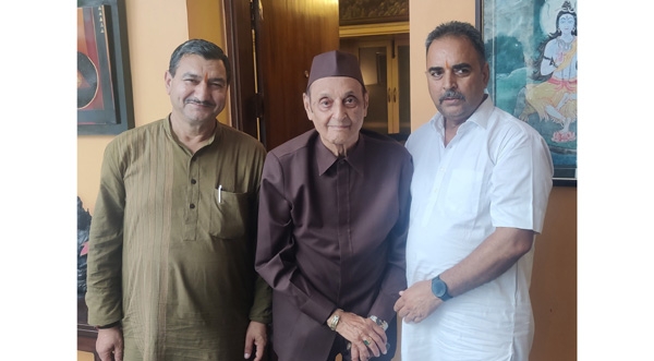 Katra delegation meets Dr Karan Singh