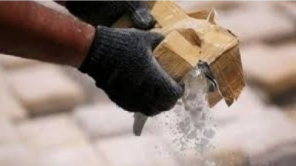 A recent crackdown by the Chennai Police’s Anti-Narcotics Intelligence Unit (ANIU) has revealed a disturbing trend: one in three individuals arrested for peddling synthetic drugs in the city over the past 10 months is below the age of 25. The alarming involvement of youth, particularly college students, in the drug trade has raised concerns about the growing menace of synthetic drugs like methamphetamine in Chennai, with easy money being a key motivator, according to police findings.  The ANIU’s operations, intensified over the last 10 months, have led to the dismantling of 54 drug cartel networks and the arrest of over 534 peddlers, including 26 foreign nationals. A senior police officer noted that the networks trafficking ganja and synthetic drugs like meth operate independently, with no overlap detected. The lure of quick cash has drawn many young individuals, including students, into methamphetamine peddling, as highlighted by Greater Chennai City Police Commissioner A. Arun during a press conference on July 12, 2025.  A significant breakthrough came following a pub brawl in Nungambakkam, which unraveled a major drug peddling network. This incident led to the arrests of actors Srikanth and Krishna, who were later released on conditional bail by the Madras High Court on July 9, 2025. The police have since expanded their surveillance, monitoring pubs, hotels, and private venues to curb the drug trade. Regular checks and intelligence-led operations have reduced drug use in city pubs, according to Commissioner Arun.  Recent arrests further underscore the scale of the issue. On July 3, 2025, Arumbakkam Police apprehended two individuals, Anthony and Deepak, leading to the arrests of Arvind Balaji (31) and Subash (30) on July 3, and Ajith Kannan on July 5, all linked to a methamphetamine network. Additionally, a 28-year-old doctor, Dr. Eshwar, was arrested on July 11 for his alleged involvement in a synthetic drug racket, highlighting the involvement of professionals in the trade.  The police are urging the public to remain vigilant and report suspicious activities to aid their efforts in eradicating the drug menace. With Chennai’s youth increasingly entangled in synthetic drug peddling, authorities are emphasizing stricter enforcement and awareness campaigns to address this growing crisis.