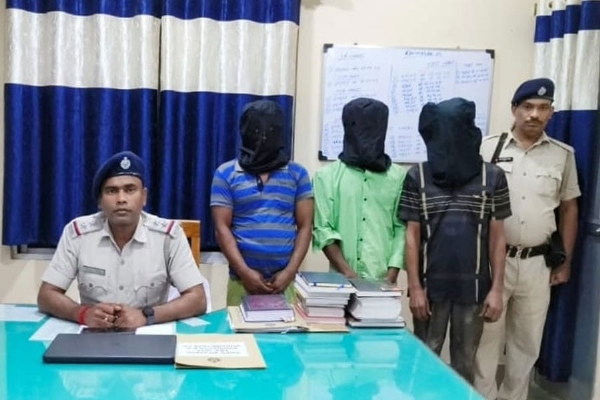 Three arrested in Murshidabad, including two Bangladeshi nationals and Indian agent