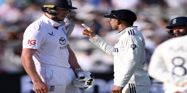 India vs England 3rd Test : England ended Day 3 at 2 runs, led by Crawley and Duckett