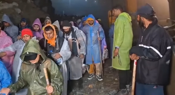 Woman pilgrim dies, 3 others injured in landslide