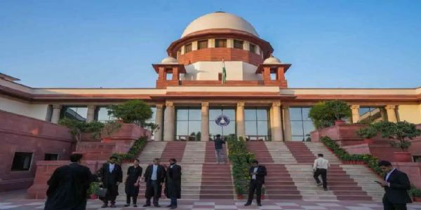 Land-for-Jobs Scam: Lalu Yadav challenges Delhi High Court