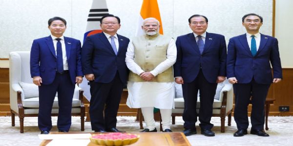 Delegation of Special Envoys from Republic of Korea meets PM Modi