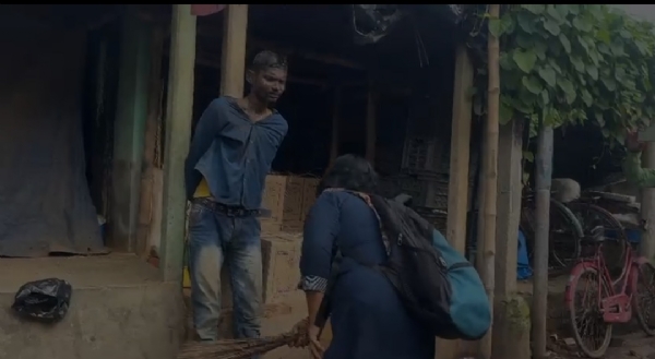 Young girl molested near Hindmotor railway station, accused mob thrashed, handed over to police