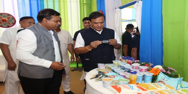CM Sarma Initiates Purabi Dairy Expansion, Eyes 10 Lakh Litre Daily Milk Processing Goal