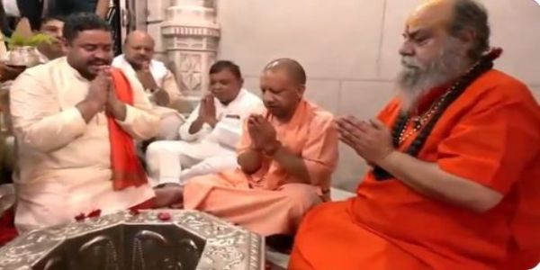Yogi showering flowers on Kanwariyas in Meerut, gives stern warning to those vitiating sancity of Kanwar Yatra