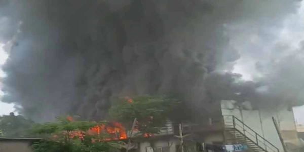 Massive fire breaks out at casting factory in Howrah