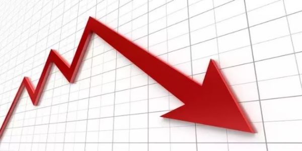 Stock market struggles; Sensex and Nifty decline amid fluctuations