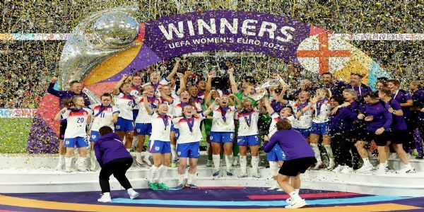 England lift UEFA Women’s EURO trophy against Spain