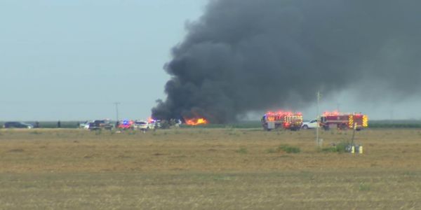 US Navy F-35 fighter jet crashes in California