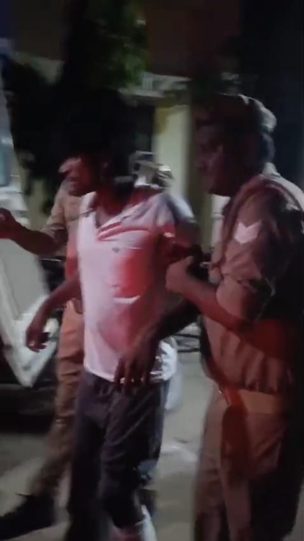 3 cow smugglers arrested in police encounter