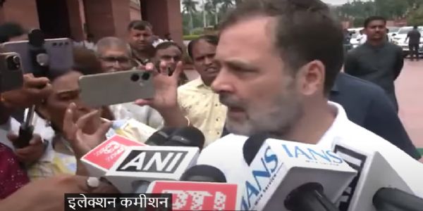 Election Commission is working against the country: Rahul Gandhi