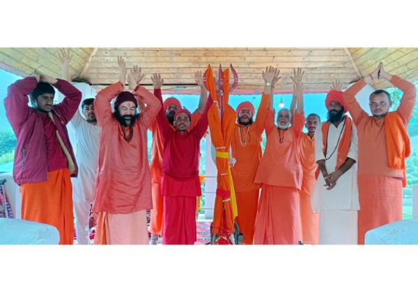 Chhari Mubarak reaches Pahalgam, immersion ceremony today