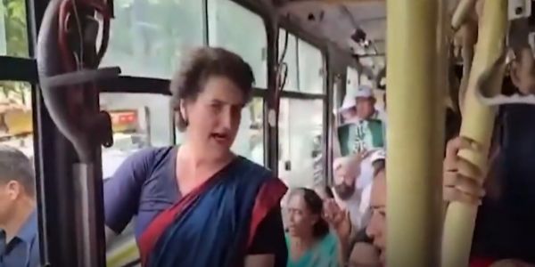 INDIA Bloc’s Voter List Protest Ends in Detention of Rahul, Priyanka Gandhi