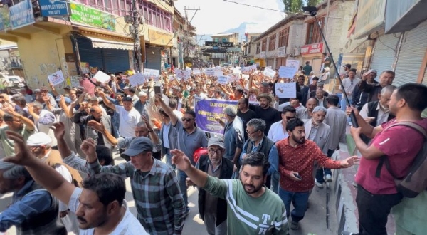 3-Day Hunger Strike By Kargil, Leh Bodies Ends With Rally To Demand Statehood For Ladakh