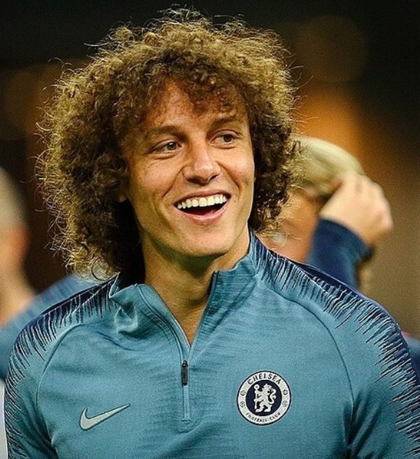 Ex- international defender of Brazil, David Luiz.