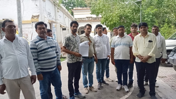 Aggrieved villagers reached DM office to lodge complaint