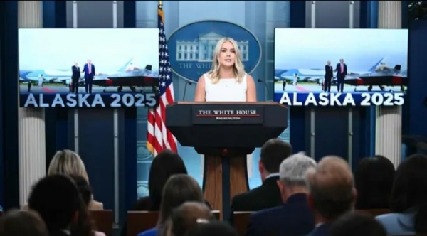 White House Press Secretary Karoline Leavitt addressing the press