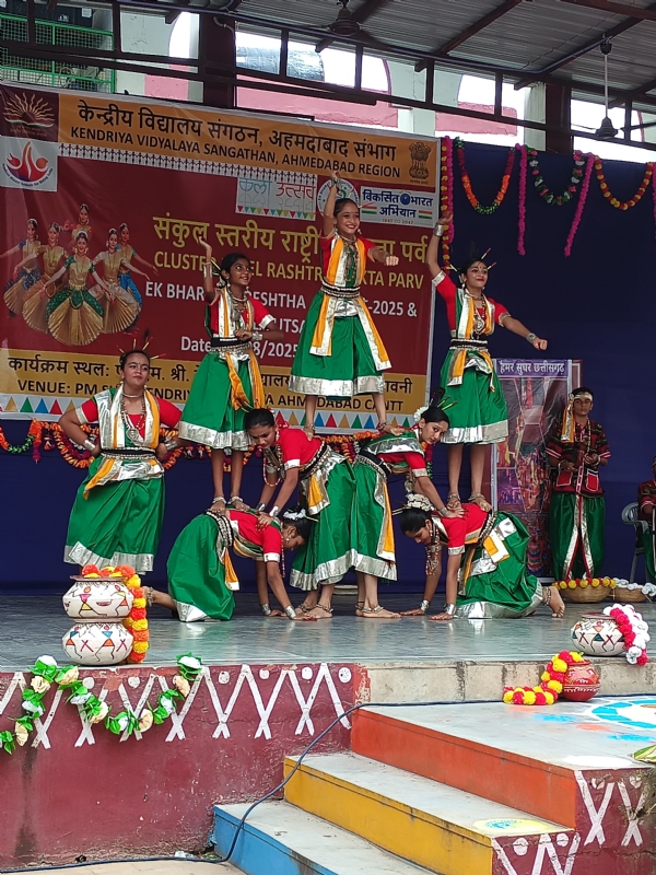 KV Ahmedabad Hosts Cluster-Level National Unity Festival Under Ek Bharat Shreshtha Bharat