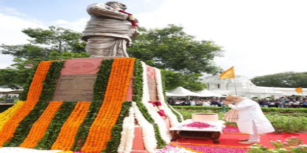Amit Shah Inaugurates All India Speakers’ Conference at Delhi Assembly, Honors Vitthalbhai Patel’s Century-Old Legacy