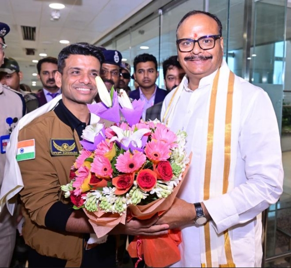 Deputy Chief Minister Brajesh Pathak welcomed him