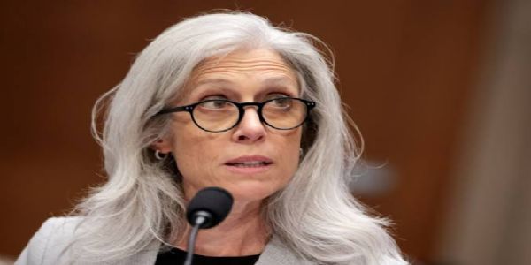CDC in Crisis as Director Defies White House Dismissal Order