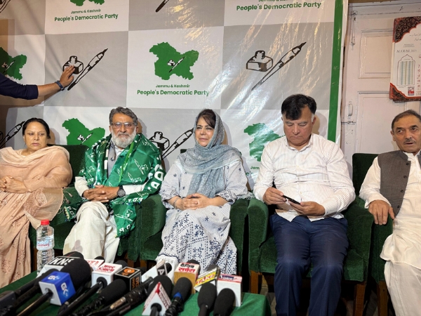 Govt fails to bring change, people still living in fear: Mufti