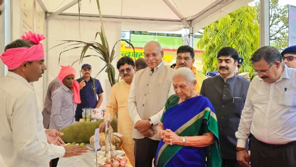 Governor Anandiben Patel reached Basti on a one-day visit