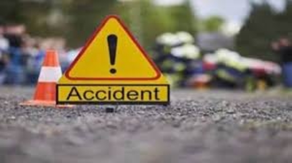 truck rammed into a tractor-trolley near Sihora hamlet on the Bareilly-Mathura Highway, killing three