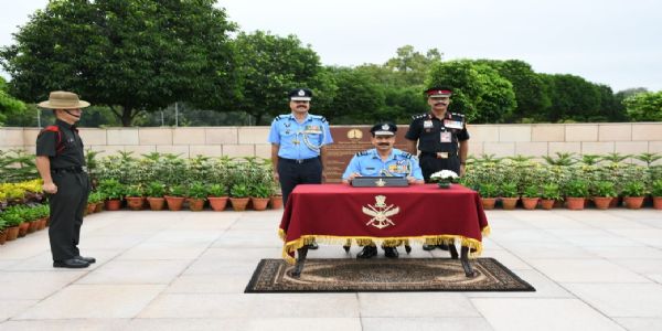 Air Marshal Sanjiv Ghuratia AVSM VSM Takes Command as Air Officer-in-Charge Maintenance at IAF Headquarters