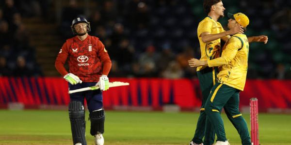 South Africa Sink England by 14 Runs in Rain-Hit Cardiff T20
