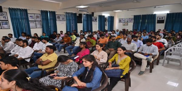 Lecture session organized in memory of Padma Bhushan awardee Dr. Ramkumar Verma at AU