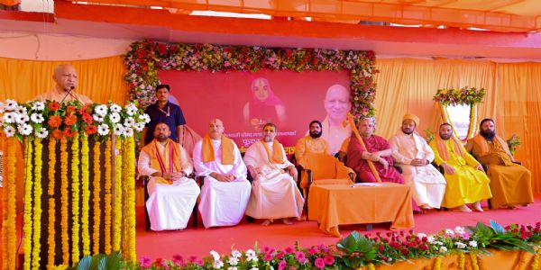 Essence of Sanatan, remain grateful to those who help us: Yogi Adityanath