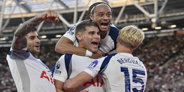Tottenham Cruise Past 10-Man West Ham as Potter Faces Mounting Pressure