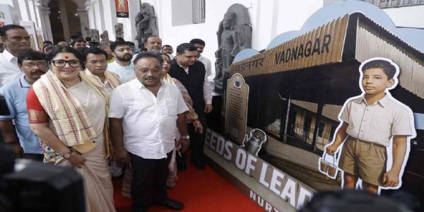 Exhibition Showcasing 75 Achievements of Modi Inaugurated in Kolkata on His 76th Birthday, Shamik Bhattacharya Targets State Government