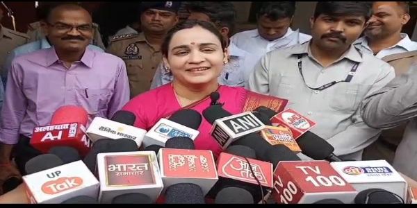 Who can stole more votes than Cong? Quips Aparna Yadav