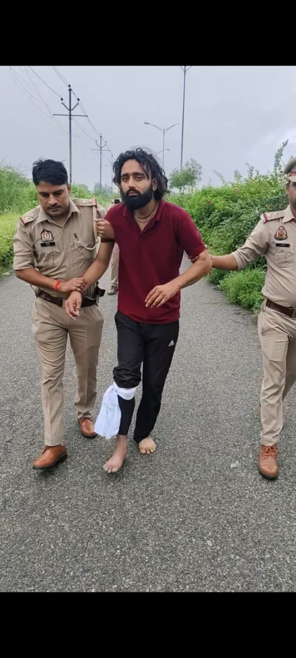 Two miscreants were injured by police bullets