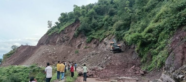 BRO Restores Road Connectivity In Rain-Hit Mountainous Area Of J&K’s Kathua