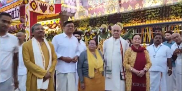 LG Manoj Sinha Visits Tirumala Shrine In Andhra Pradesh