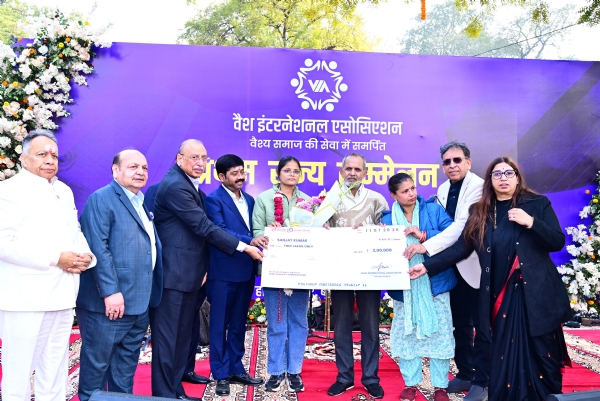 Five families given cheques as financial assistance Five families given cheques as financial assistance